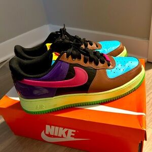 Nike Air Force 1 low as 10